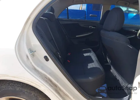 2013 Toyota Corolla S из США, поврежденный, VIN 5YFBU4EE8DP218577